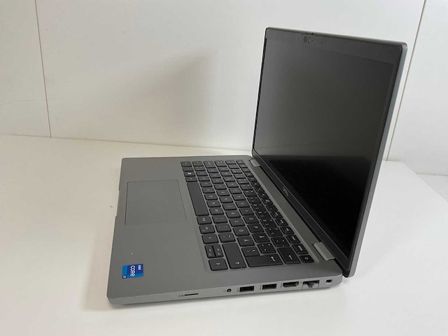 Dell latitude 5420 14”, core(tm) i7 11th gen, 32 gb ram, 512 gb nvme laptop - afbeelding 2 van  4