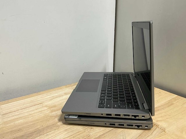 Dell latitude 5430(i5-gen12) laptop (2x) - afbeelding 6 van  10