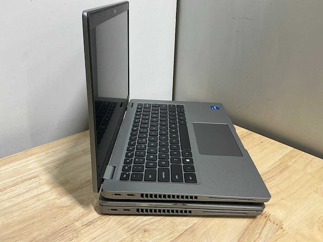 Dell latitude 5430(i5-gen12) laptop (2x) - afbeelding 4 van  8