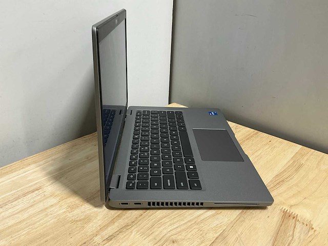 Dell latitude 5430(i5-gen12) laptop - afbeelding 4 van  7