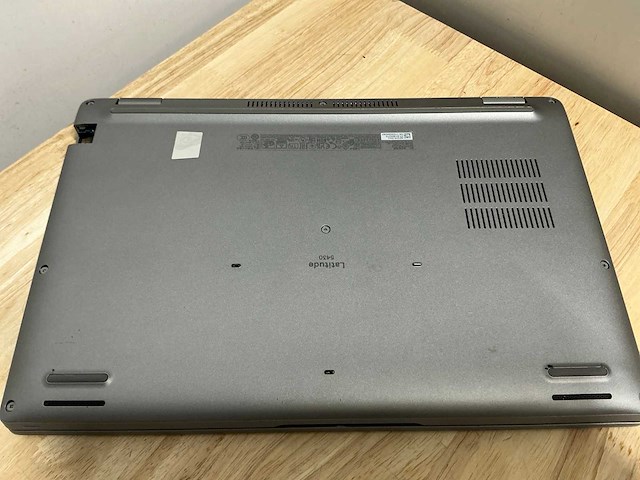 Dell latitude 5430(i7-gen12) laptop - afbeelding 9 van  9