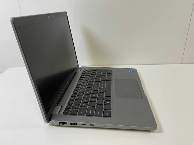 Dell latitude 5440 14”, core(tm) i5 13th gen, 16 gb ram, 256 gb nvme laptop - afbeelding 2 van  3