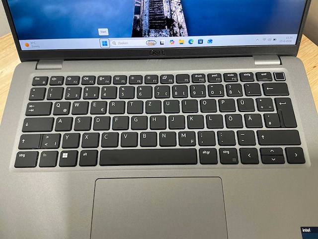 Dell latitude 5440 laptop - afbeelding 4 van  9