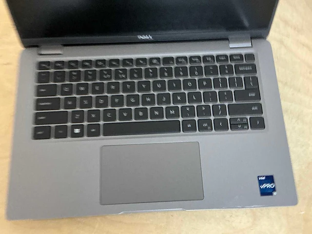 Dell latitude 5440 laptop - afbeelding 3 van  4