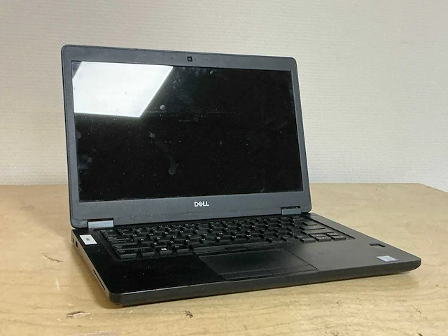 Dell latitude 5490 i7-8650u laptop - afbeelding 1 van  4