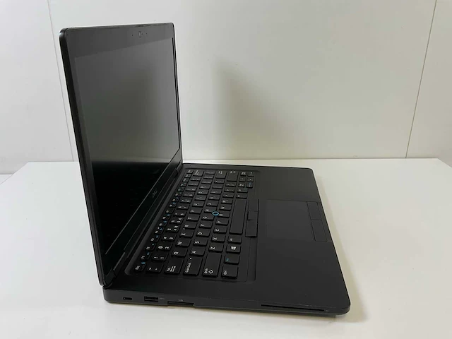 Dell latitude 5495 14”, amd ryzen 5 pro 2500u, 16 gb ram, 256 gb ssd laptop - afbeelding 2 van  7