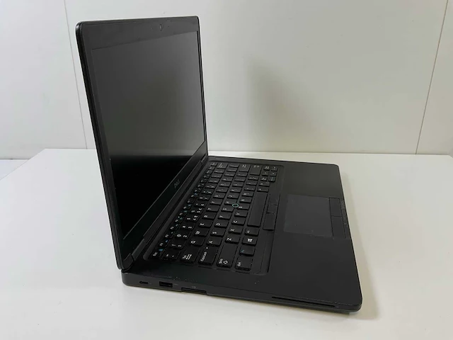 Dell latitude 5495 14”, amd ryzen 5 pro 2500u, 16 gb ram, 256 gb ssd laptop - afbeelding 2 van  7