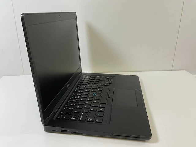 Dell latitude 5495 14”, amd ryzen pro 2500u, 16 gb ram, 256 gb ssd laptpp - afbeelding 2 van  7