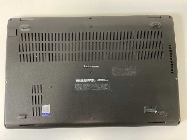Dell latitude 5500 15.5”, core(tm) i7 8th gen, 24 gb ram, 512 gb nvme laptop - afbeelding 6 van  7