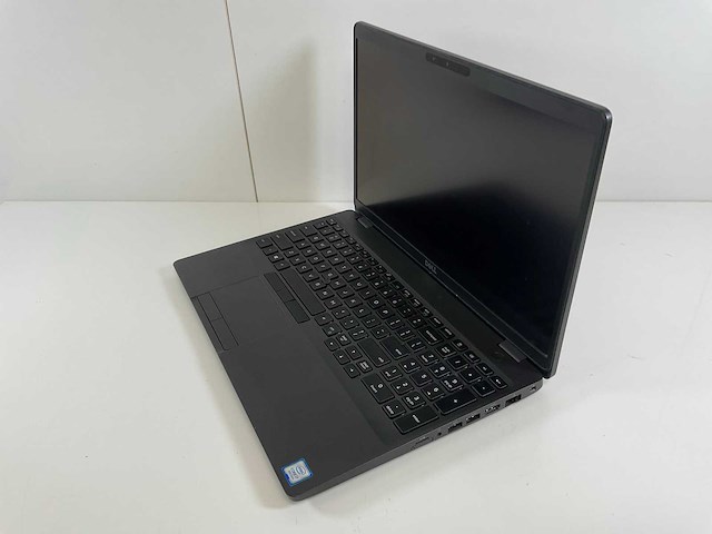 Dell latitude 5501 15,6”, core(tm) i7 9th gen, 32 gb ram, 512 gb nvme, nvidia geforce mx150 2 gb laptop - afbeelding 3 van  7