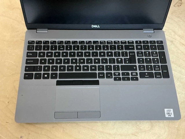 Dell latitude 5510 - i5-10310u laptop - afbeelding 3 van  4