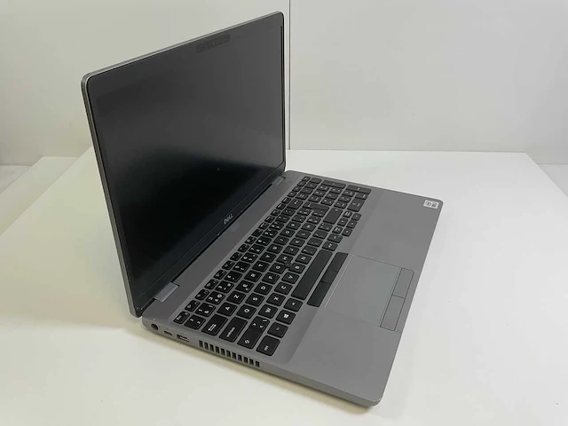 Dell latitude 5510 15.6”, core(tm) i7 10th gen, 16 gb ram, 512 gb nvme laptop - afbeelding 2 van  7