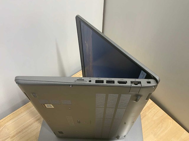Dell latitude 5510 laptop (2x) - afbeelding 6 van  10