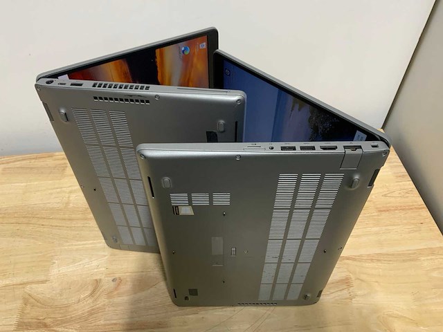 Dell latitude 5510 laptop (2x) - afbeelding 10 van  10