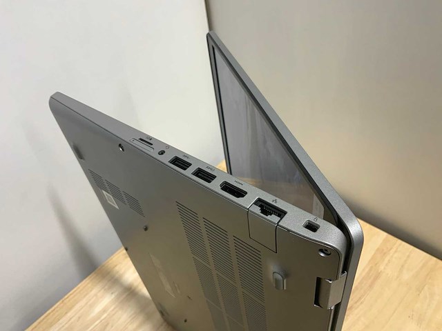 Dell latitude 5510 laptop - afbeelding 5 van  7