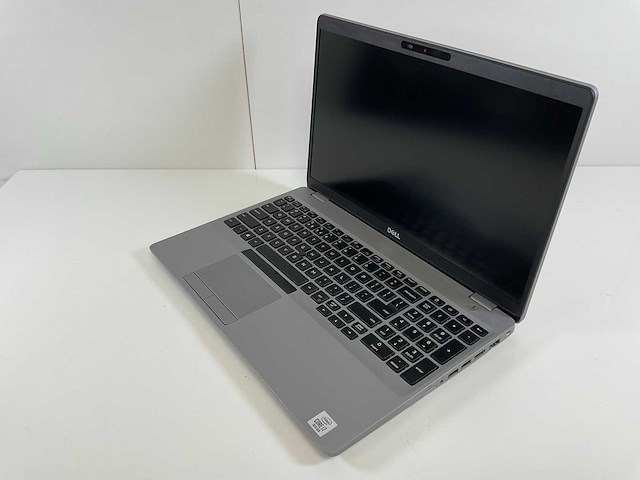 Dell latitude 5511 15,6”, core(tm) i7 10th gen, 32 gb ram, 512 gb nvme, nvidia geforce mx150 2 gb laptop - afbeelding 3 van  7