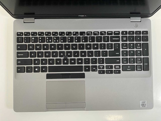 Dell latitude 5511 15,6”, core(tm) i7 10th gen, 32 gb ram, 512 gb nvme, nvidia geforce mx150 2 gb laptop - afbeelding 4 van  7