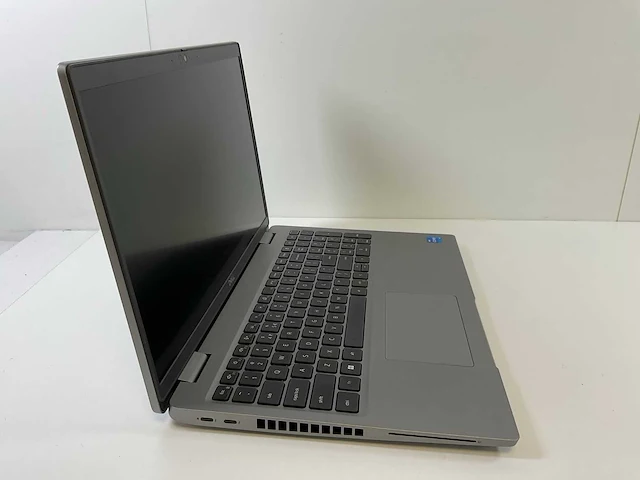 Dell latitude 5520 14”, core(tm) i5 11th gen, 16 gb ram, 256 gb nvme laptop - afbeelding 2 van  7