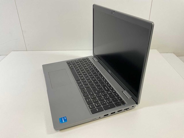 Dell latitude 5520 15”, core(tm) i5 11th gen, 8 gb ram, 256 gb nvme laptop - afbeelding 3 van  6