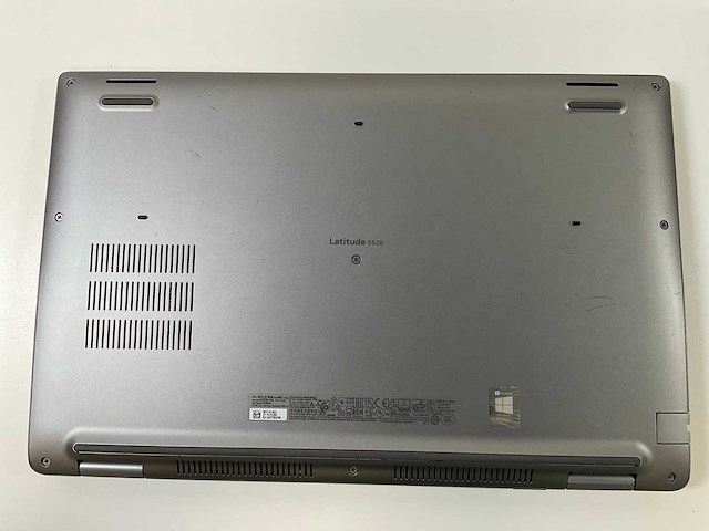 Dell latitude 5520 15.5”, core(tm) i5 11th gen, 16 gb ram, 256 gb nvme laptop - afbeelding 4 van  5