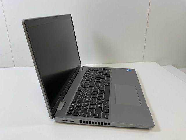 Dell latitude 5520 15.5”, core(tm) i5 11th gen, 16 gb ram, 256 gb nvme laptop - afbeelding 2 van  6