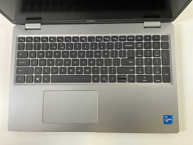 Dell latitude 5520 15.5”, core(tm) i5 11th gen, 16 gb ram, 256 gb nvme laptop - afbeelding 4 van  7