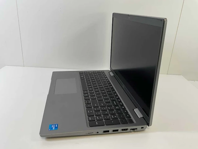 Dell latitude 5520 15.5”, core(tm) i5 11th gen, 16 gb ram, 256 gb nvme laptop - afbeelding 3 van  7