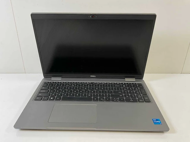Dell latitude 5520 15.5”, core(tm) i5 11th gen, 8 gb ram, 256 gb nvme laptop - afbeelding 1 van  7
