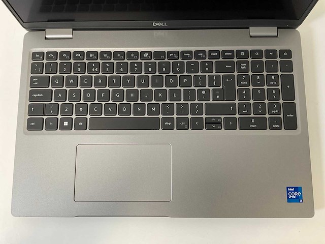 Dell latitude 5520 15.5”, core(tm) i7 11th gen, 16 gb ram, 512 gb nvme laptop - afbeelding 4 van  7