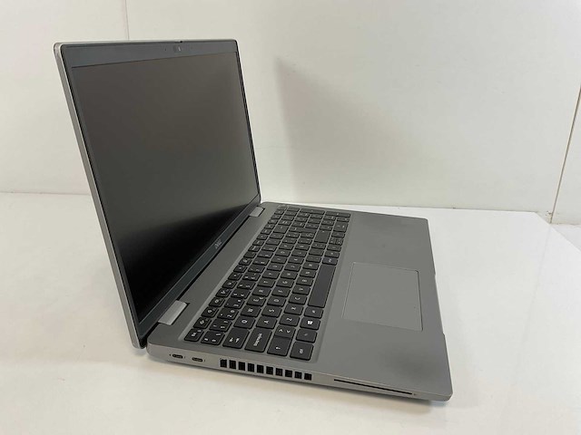 Dell latitude 5520 15,5”, core(tm) i7 11th gen, 16 gb ram, 512 gb nvme laptop - afbeelding 2 van  5