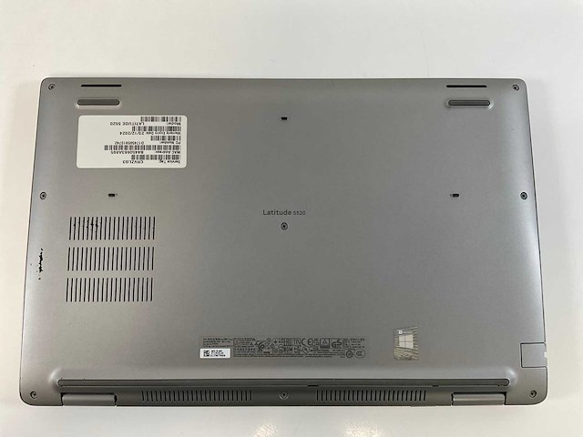 Dell latitude 5520 15,5”, core(tm) i7 11th gen, 16 gb ram, 512 gb nvme laptop - afbeelding 3 van  4