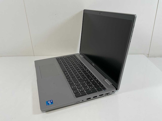 Dell latitude 5520 15,5”, core(tm) i7 11th gen, 16 gb ram, 512 nvme laptop - afbeelding 3 van  4
