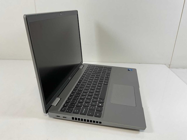 Dell latitude 5520 15,5”, core(tm) i7 11th gen, 16 gb ram, 512 nvme laptop - afbeelding 2 van  7