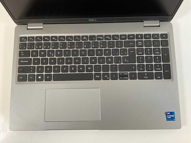 Dell latitude 5520 15,5”, core(tm) i7 11th gen, 16 gb ram, 512 nvme laptop - afbeelding 4 van  7