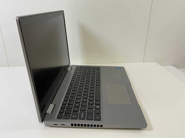 Dell latitude 5520 15.5”, core(tm) i7 11th gen, 8 gb ram, 512 gb nvme laptop - afbeelding 2 van  7