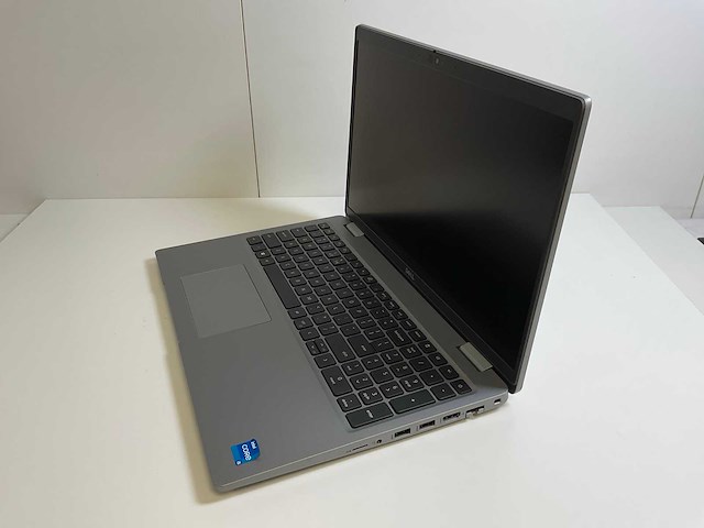 Dell latitude 5520 15.6”, core(tm) i5 11th gen, 16 gb ram, 256 gb nvme laptop - afbeelding 3 van  6