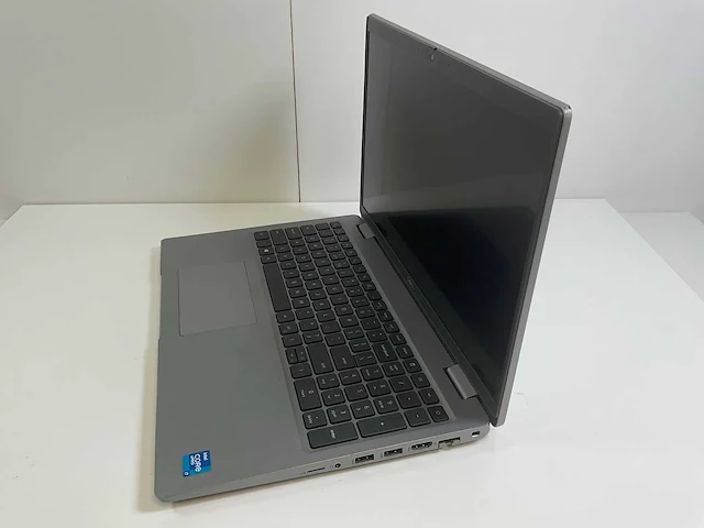 Dell latitude 5520 15.6”, core(tm) i7 11th gen, 16 gb ram, 1 tb nvme laptop - afbeelding 3 van  7