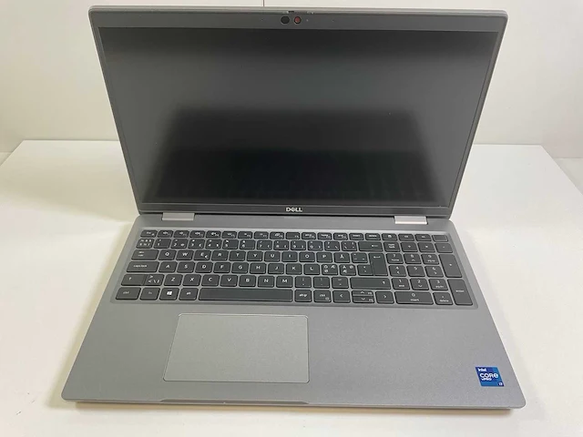 Dell latitude 5520 15.6”, core(tm) i7 11th gen, 16 gb ram, 256 gb nvme laptop - afbeelding 1 van  7