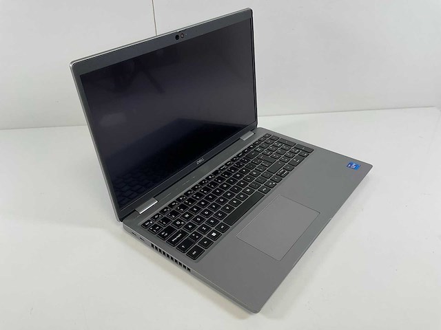 Dell latitude 5520 15,6”, core(tm) i7 11th gen, 16 gb ram, 512 gb nvme laptop - afbeelding 2 van  7
