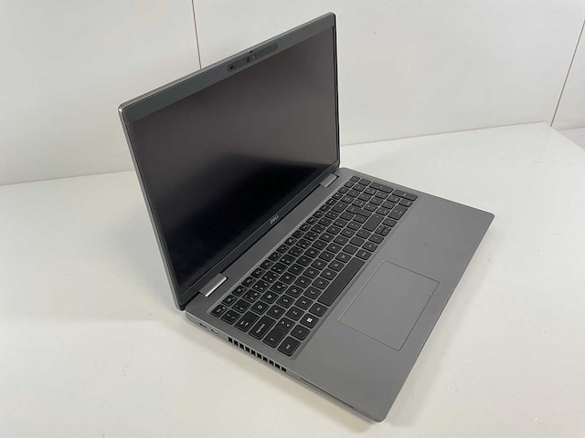 Dell latitude 5520 15,6”, core(tm) i7 11th gen, 16 gb ram, 512 gb nvme laptop - afbeelding 2 van  7
