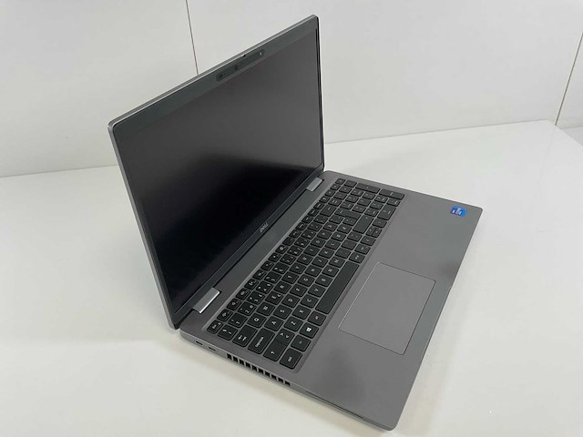 Dell latitude 5520 15,6”, core(tm) i7 11th gen, 16 gb ram, 512 gb nvme laptop - afbeelding 2 van  7