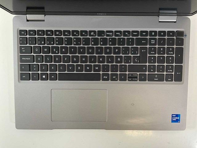 Dell latitude 5520 15.6”, core(tm) i7 11th gen, 16 gb ram, 512 gb nvme laptop - afbeelding 4 van  7