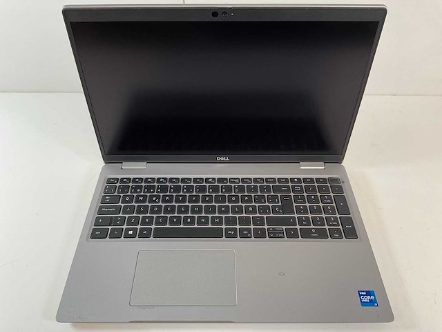 Dell latitude 5520 15.6”, core(tm) i7 11th gen, 16 gb ram, 512 gb nvme laptop - afbeelding 1 van  3