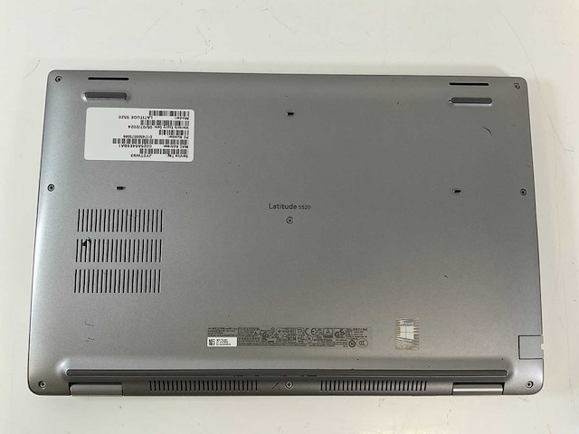 Dell latitude 5520 15.6”, core(tm) i7 11th gen, 16 gb ram, 512 gb nvme laptop - afbeelding 3 van  3