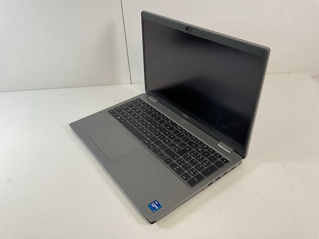 Dell latitude 5520 15.6”, core(tm) i7 11th gen, 16 gb ram, 512 gb nvme laptop - afbeelding 3 van  8