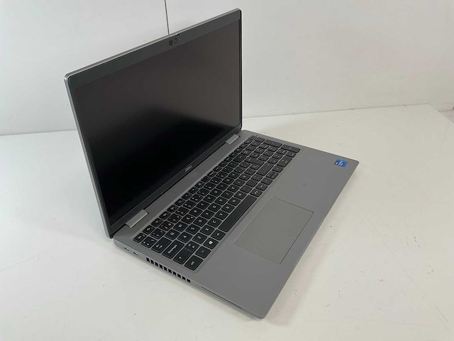 Dell latitude 5520 15.6”, core(tm) i7 11th gen, 16 gb ram, 512 gb nvme laptop - afbeelding 2 van  7