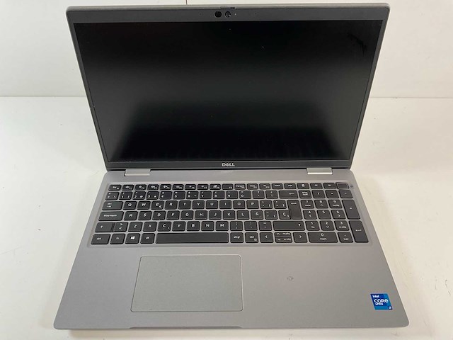 Dell latitude 5520 15.6”, core(tm) i7 11th gen, 16 gb ram, 512 gb nvme laptop - afbeelding 1 van  7