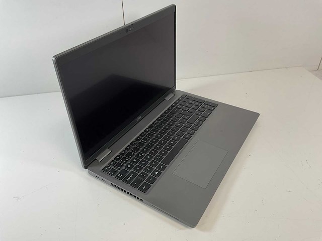 Dell latitude 5520 15.6”, core(tm) i7 11th gen, 16 gb ram, 512 gb nvme laptop - afbeelding 2 van  7