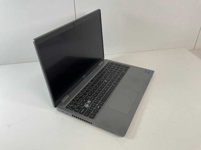 Dell latitude 5520 15.6”, core(tm) i7 11th gen, 16 gb ram, 512 gb nvme laptop - afbeelding 2 van  7