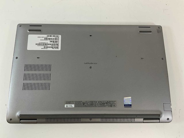 Dell latitude 5520 15.6”, core(tm) i7 11th gen, 16 gb ram, 512 gb nvme laptop - afbeelding 6 van  7